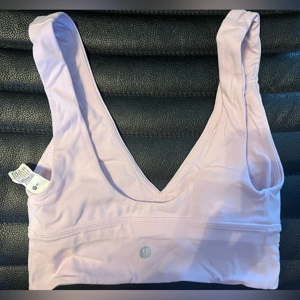 $54 Lululemon Align V-Neck Bra *Light Support, A/B Cup Meadowsweet Pink - Picture 7 of 9